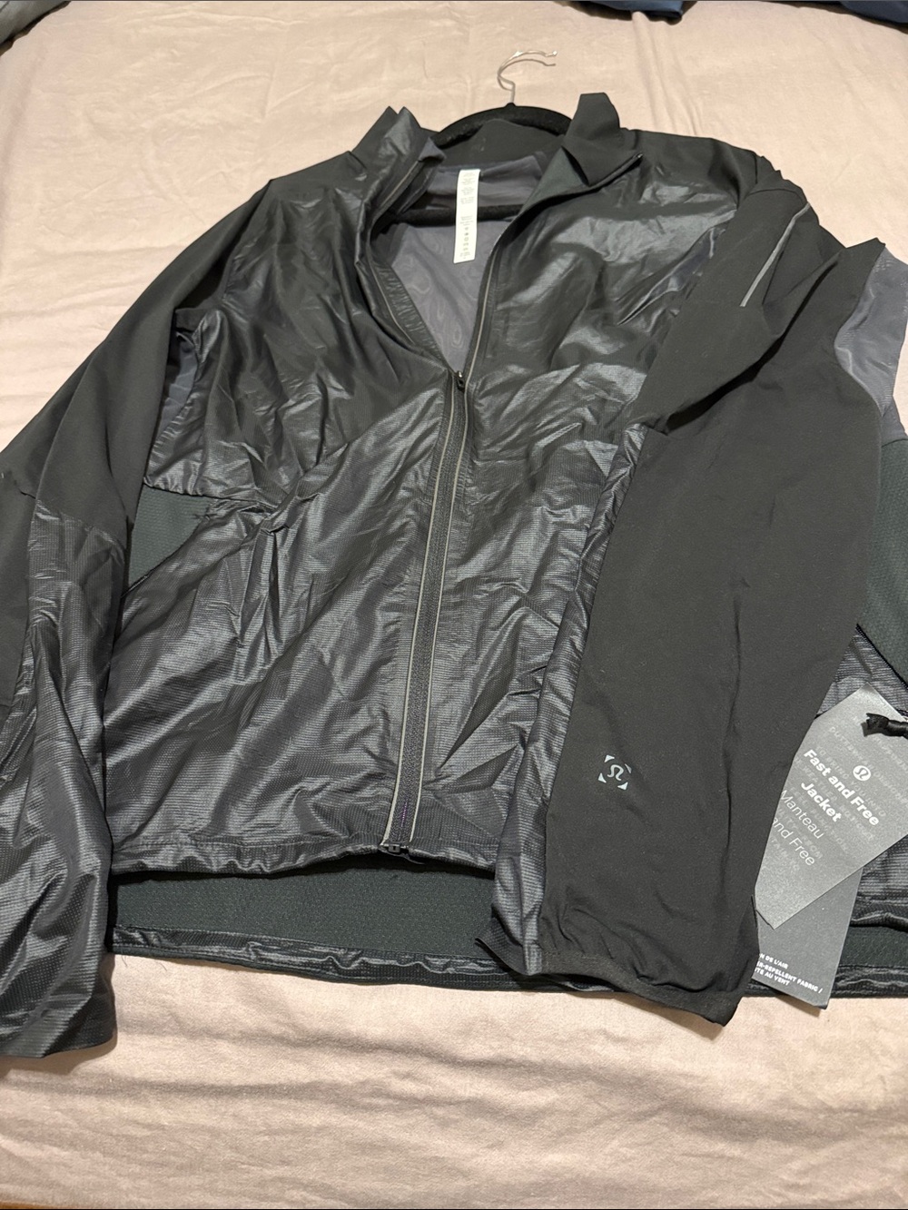 Men's Jacket - Picture 5 of 6